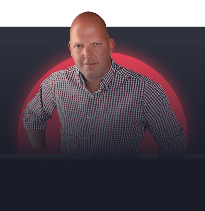 Andre Richter ist Inhaber Protectives (Behördenausbildung) ehem. Bundeswehrsoldat in spezieller Verwendung; Gewaltpräventionstrainer, SPEAR Law Enforcement Full Instructor: Verhalten bei Amok-Lagen/Active-Shooter-Scenario.